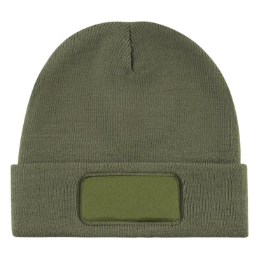 Strickmütze mit Patch